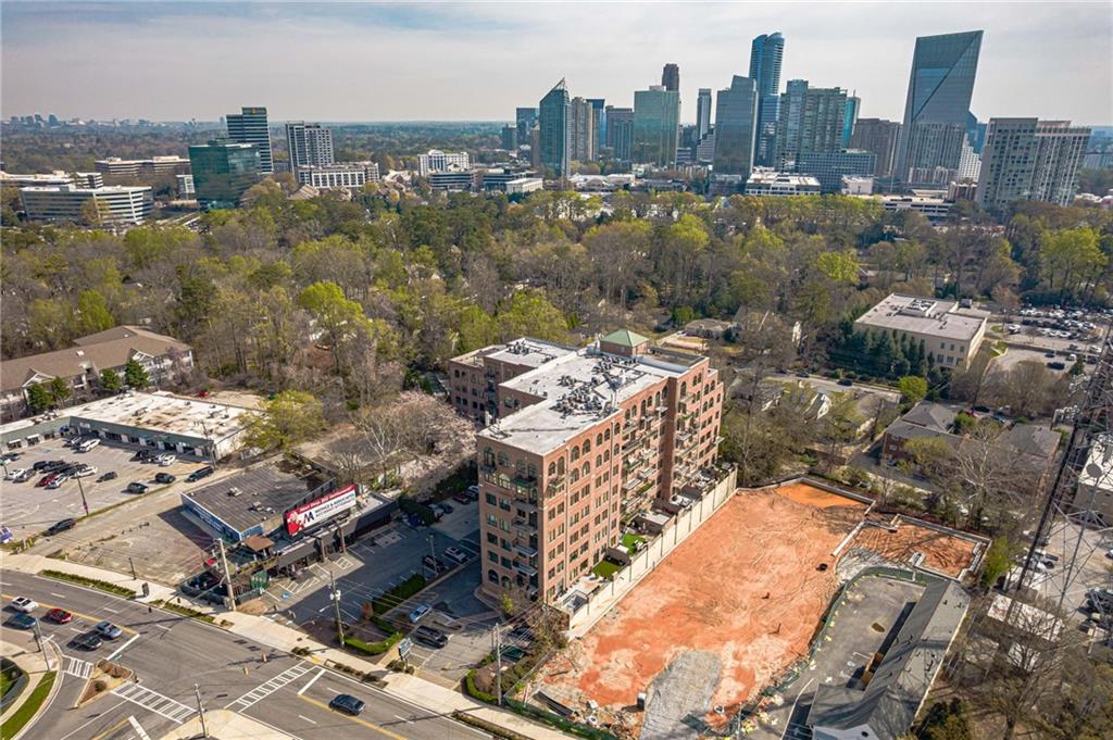 3235 Roswell Road Northeast, Unit 819 Atlanta, GA 30305 - Photo 70 of 76 Gallery Image 70