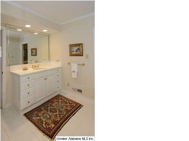 2612 Abingdon Road Birmingham, AL 35243 - Photo 20 of 32