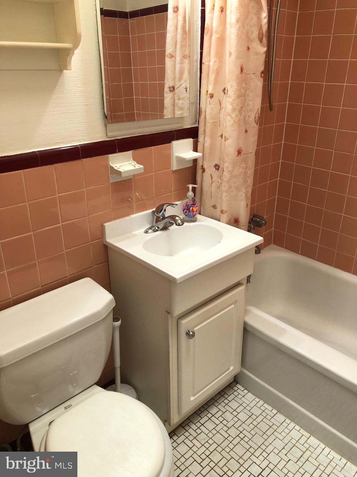 2807 Hellerman Street Philadelphia, PA 19149 - Photo 9 of 21