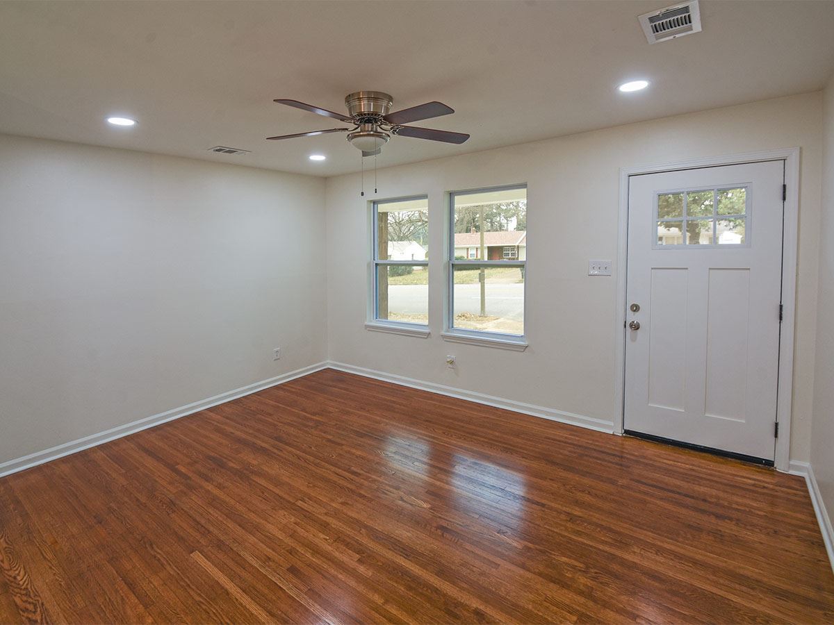 974 South White Station Road Memphis, TN 38117 - Photo 5 of 14 Gallery Image 5