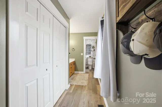 $379,900 | 122 Valley Glen Drive, Troutman, NC 28166