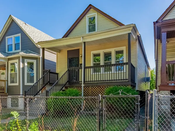 $190,000 | 7041 South Throop Street, Chicago, IL 60636