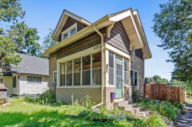 $239,900 | 4255 1st Avenue South, Minneapolis, MN 55409