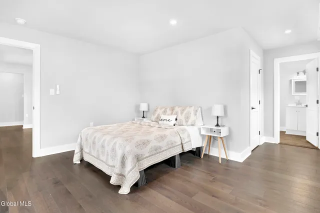 $2,875 | 103 East High Street, Unit 4, Ballston Spa, NY 12020