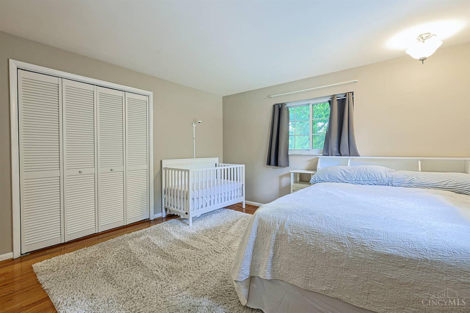 2443 Hunt Road Reading, OH 45215 - Photo 17 of 38