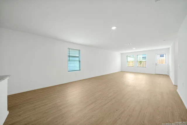 $1,600 | 10266 Asta Trail, San Antonio, TX 78224