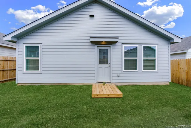 $1,600 | 10266 Asta Trail, San Antonio, TX 78224