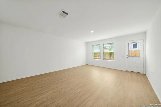 $1,600 | 10266 Asta Trail, San Antonio, TX 78224