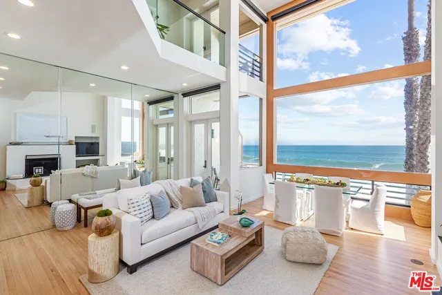 $6,390,000 | 20946 Pacific Coast Highway, Malibu, CA 90265