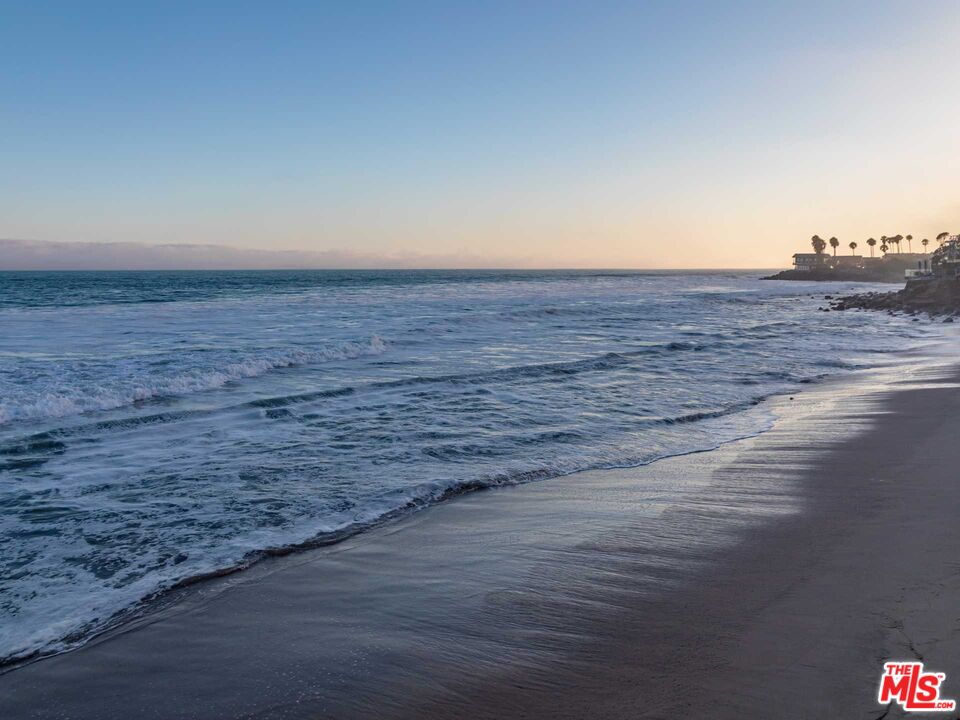 20946 Pacific Coast Highway Malibu, CA 90265 - Photo 19 of 22