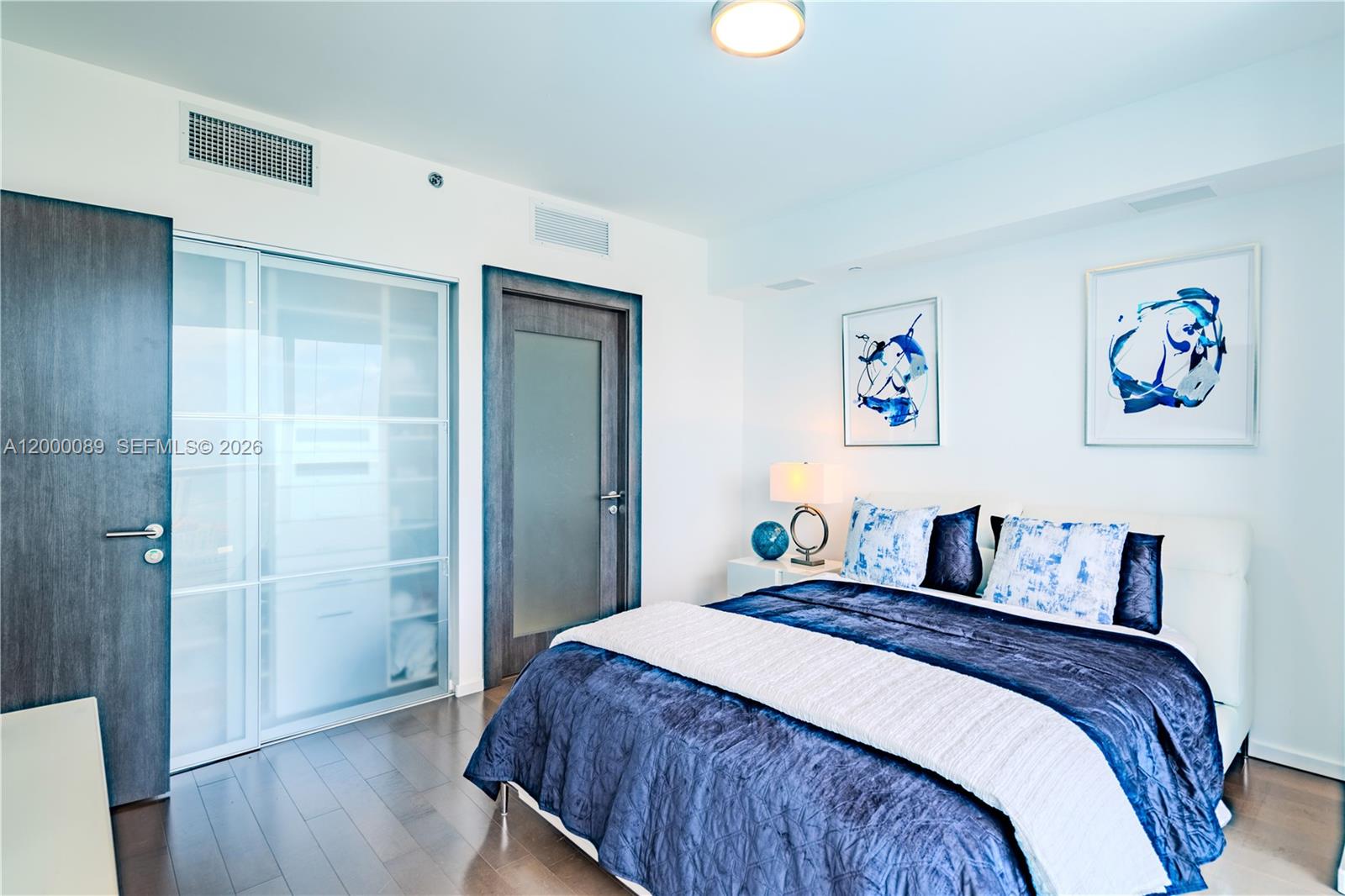 495 Brickell Avenue, Unit PH5703 Miami, FL 33131 - Photo 18 of 52 Guest Bedroom