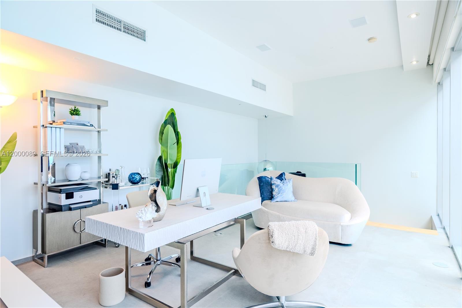 495 Brickell Avenue, Unit PH5703 Miami, FL 33131 - Photo 24 of 52 Upper floor office