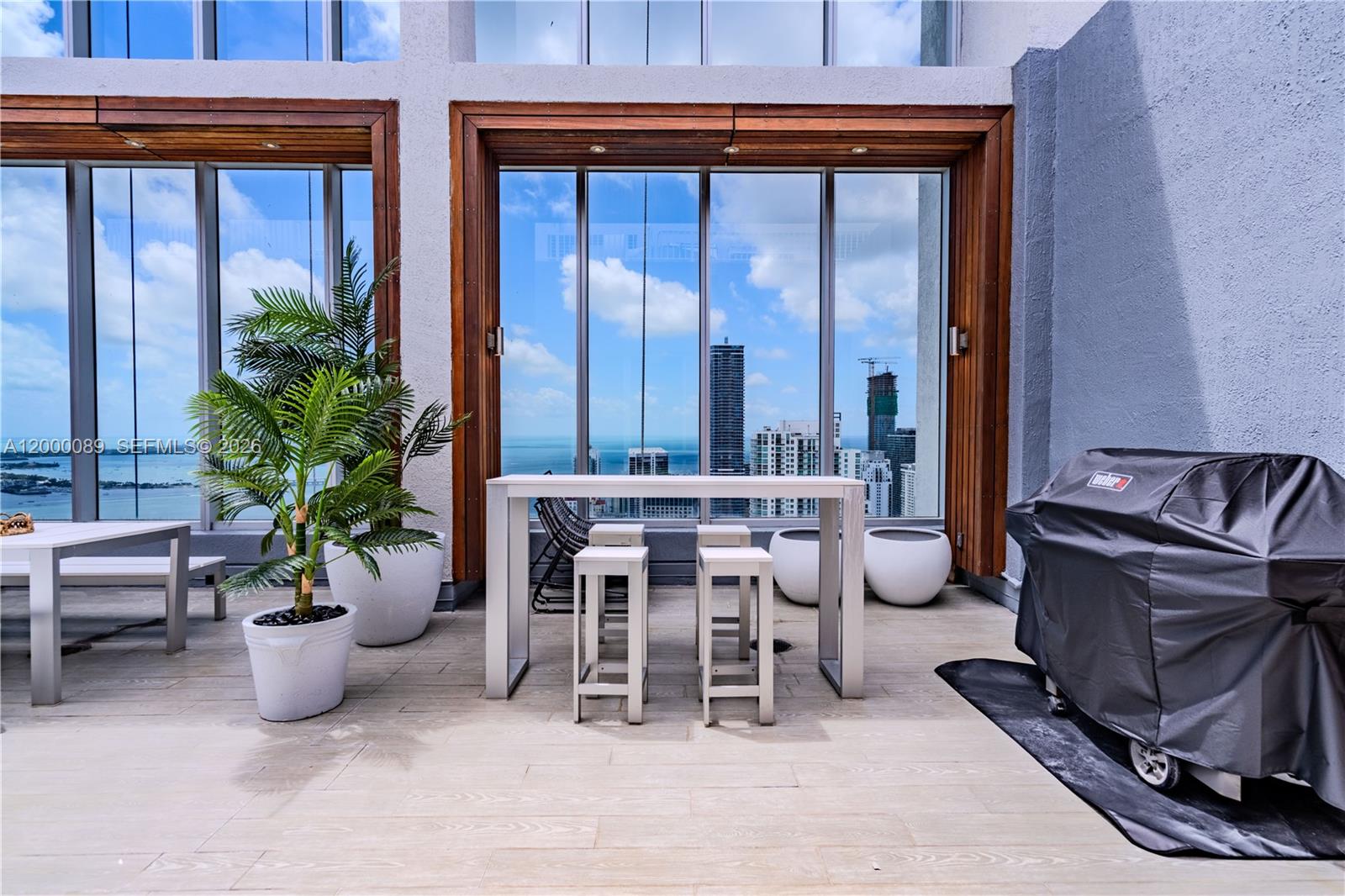 495 Brickell Avenue, Unit PH5703 Miami, FL 33131 - Photo 32 of 52