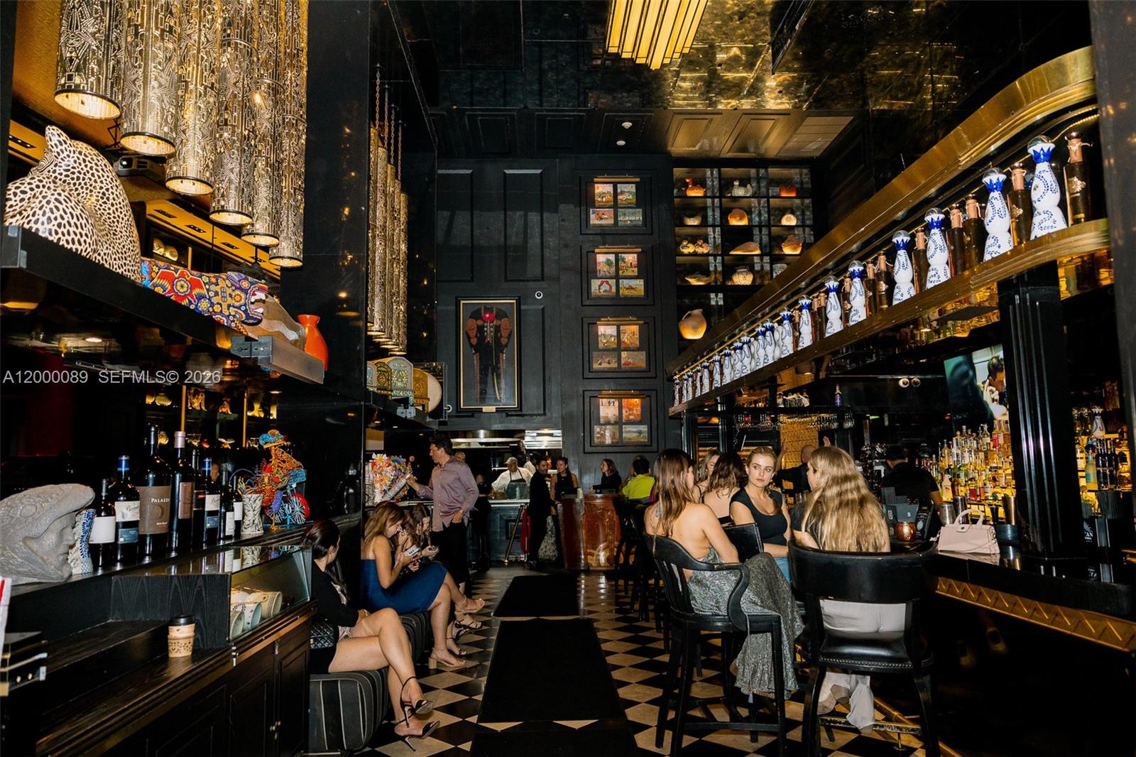 495 Brickell Avenue, Unit PH5703 Miami, FL 33131 - Photo 48 of 52 Fabelous La Viente Restaurant - in the building