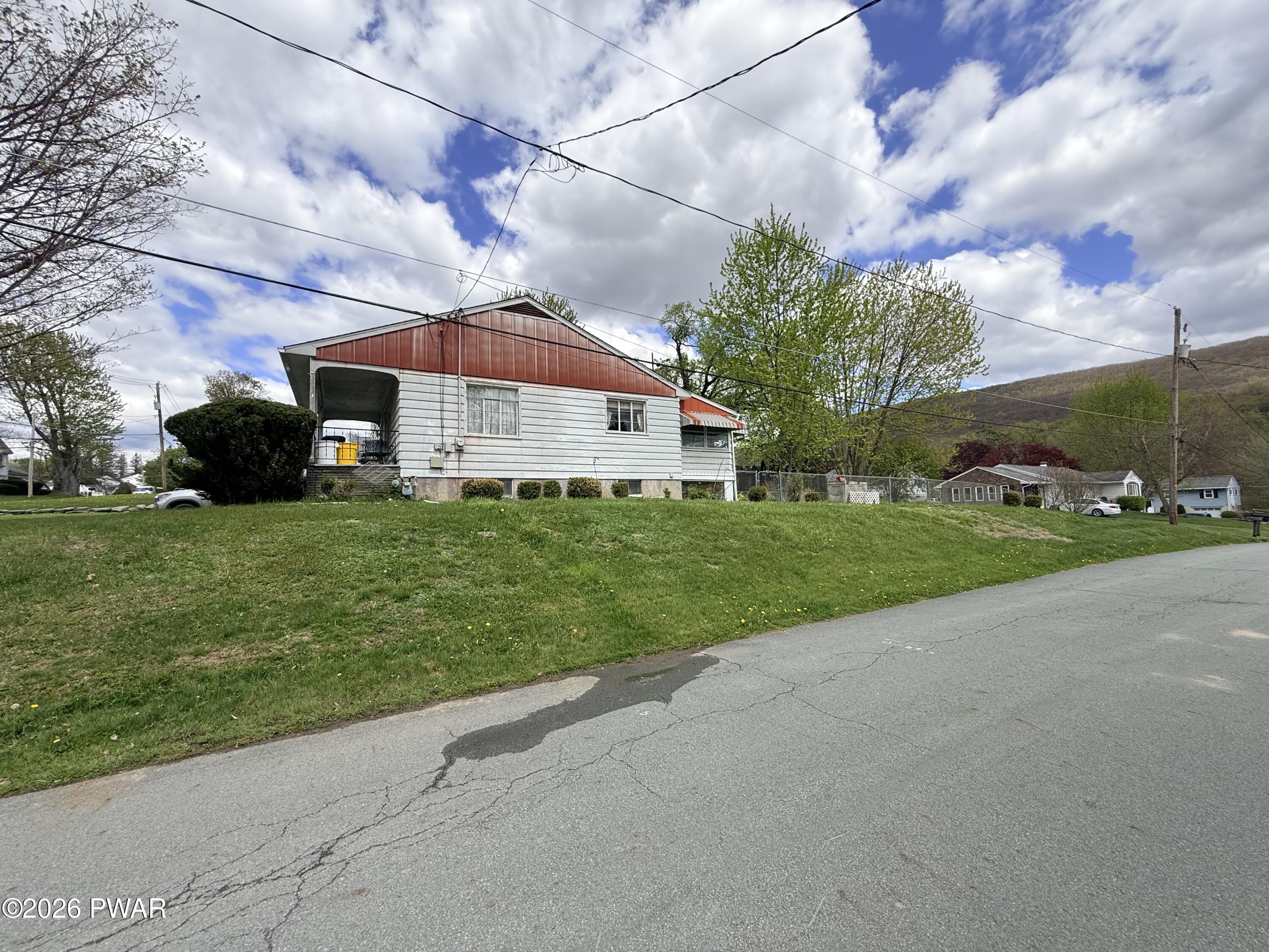 700 Layton Road Clarks Summit, PA 18411 - Photo 7 of 21 IMG_6646