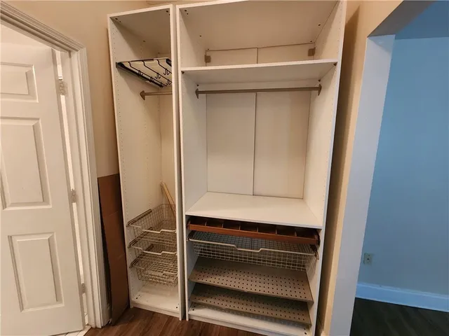 $1,995 | 1074 Peachtree Walk Northeast, Unit B522, Atlanta, GA 30309