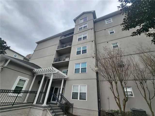 $1,995 | 1074 Peachtree Walk Northeast, Unit B522, Atlanta, GA 30309
