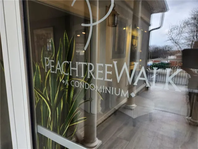 $1,995 | 1074 Peachtree Walk Northeast, Unit B522, Atlanta, GA 30309