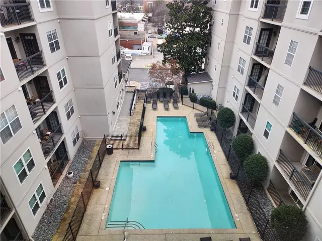 $1,995 | 1074 Peachtree Walk Northeast, Unit B522, Atlanta, GA 30309