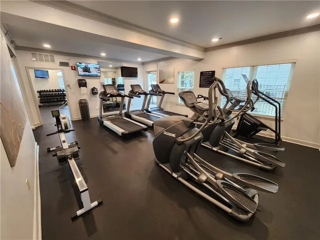 $1,995 | 1074 Peachtree Walk Northeast, Unit B522, Atlanta, GA 30309