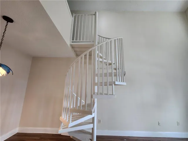 $1,995 | 1074 Peachtree Walk Northeast, Unit B522, Atlanta, GA 30309