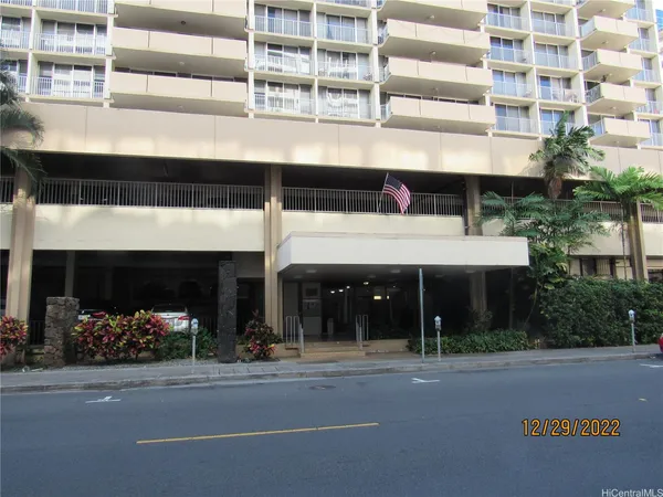$2,650 | 1561 Kanunu Street, Unit 508, Honolulu, HI 96814