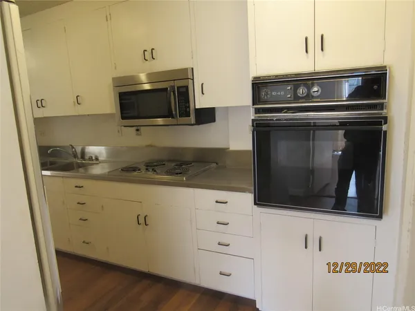 $2,650 | 1561 Kanunu Street, Unit 508, Honolulu, HI 96814