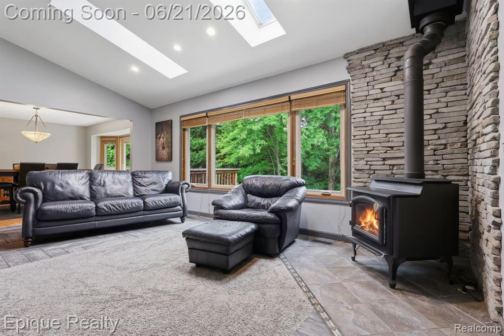 2348 Rochester Road Leonard, MI 48367 - Photo 7 of 31