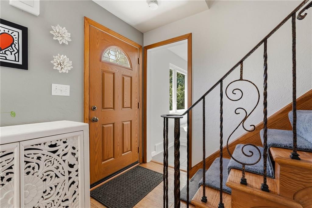 215 Forest Hills Road Pittsburgh, PA 15221 - Photo 6 of 47 Gallery Image 6