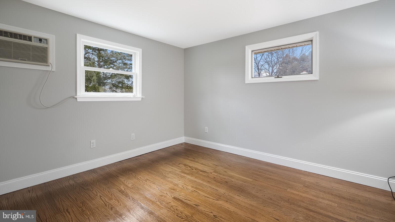 1238 Irma Road Warminster, PA 18974 - Photo 28 of 37 Gallery Image 28