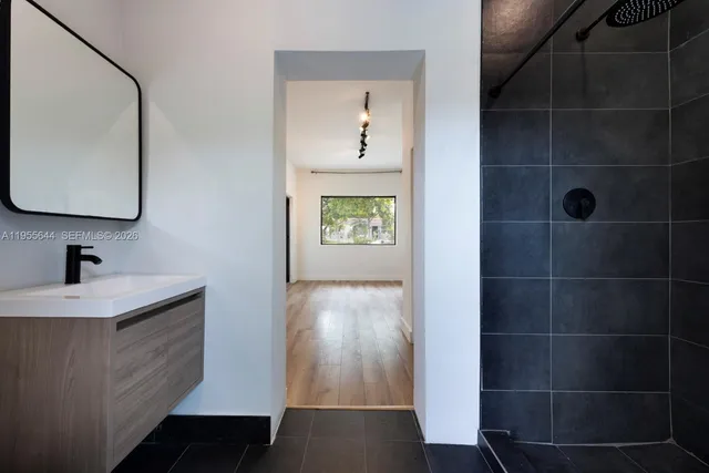 $6,500 | 311 Northeast 117th Street, Miami, FL 33161