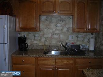 5023 South Convent Lane, Unit J Philadelphia, PA 19114 - Photo 10 of 12 Kitchen