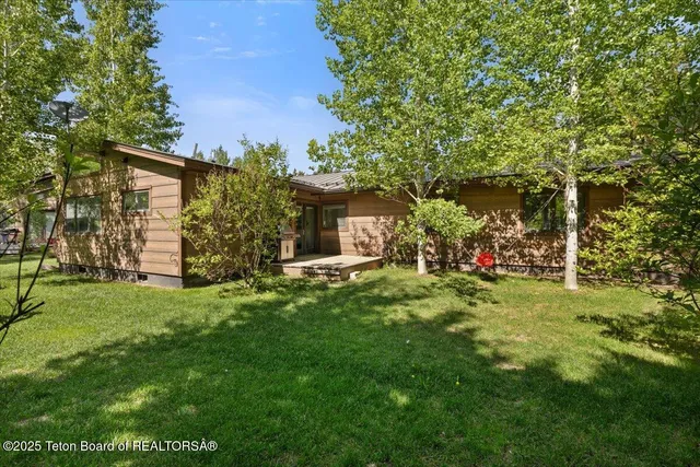 $1,325,000 | 2176 Corner Creek Lane, Unit C, Jackson, WY 83001