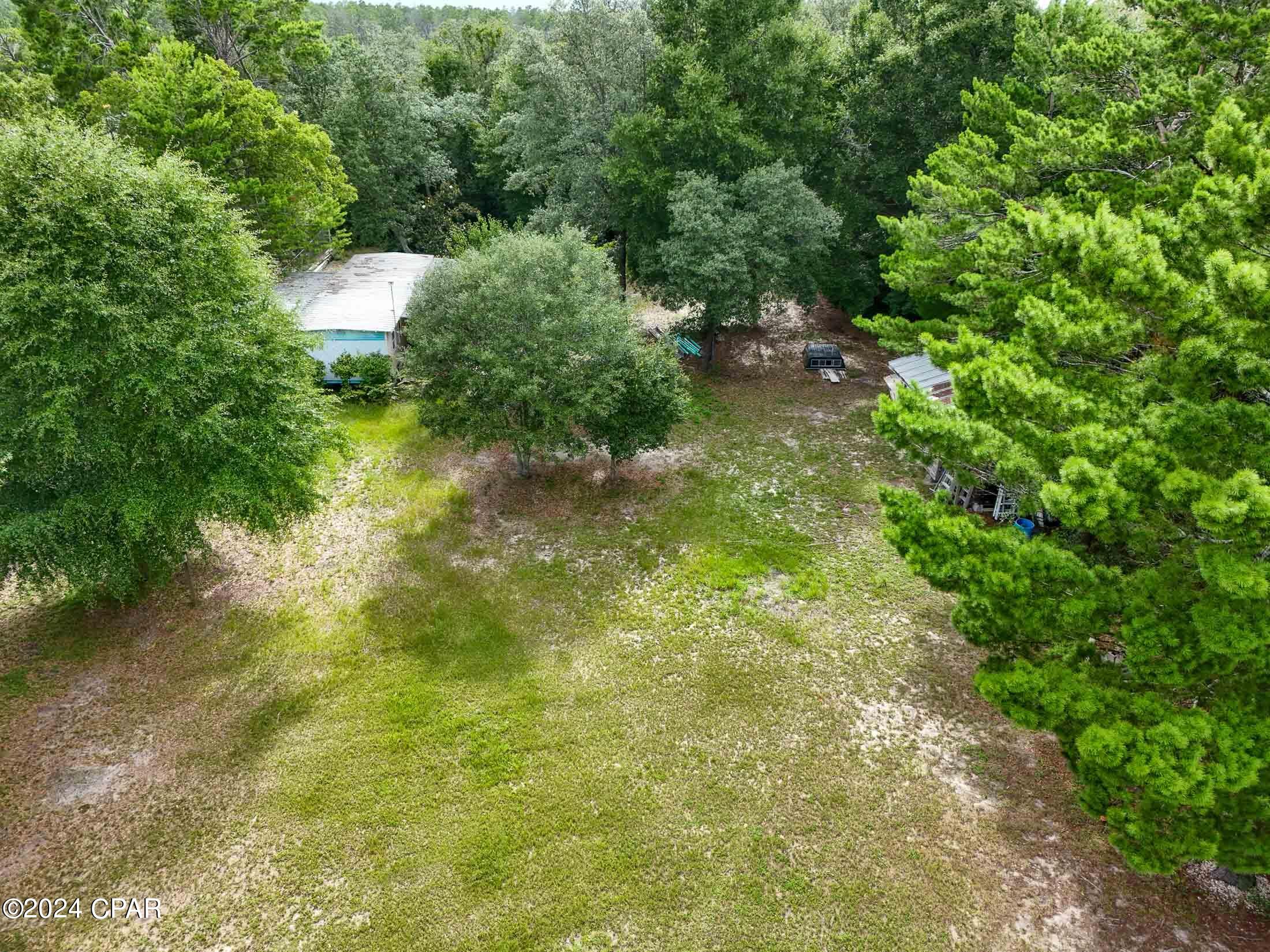 12525 Perkins Road Southport, FL 32409 - Photo 6 of 39