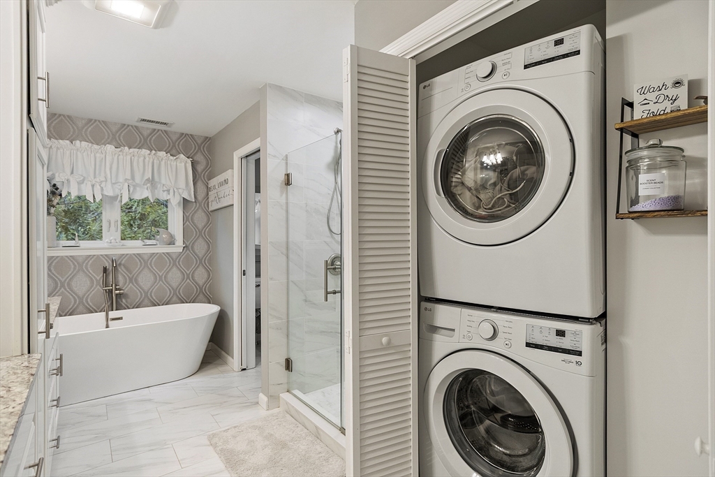 22 Apthorp Street Worcester, MA 01606 - Photo 27 of 32