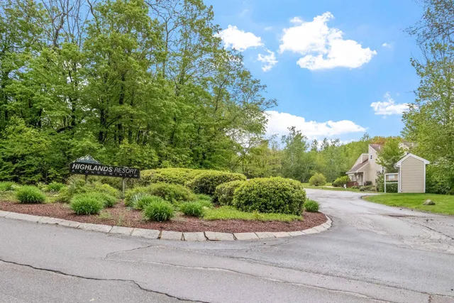 $314,900 | 501 Bean Hill Road, Unit 16, Northfield, NH 03276