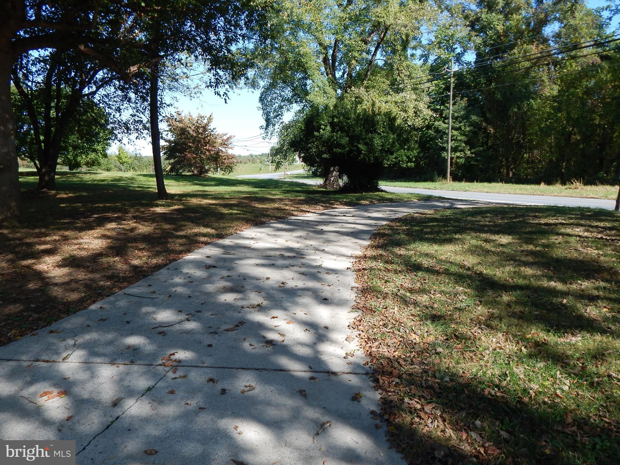 5525 Summit Point Road Charles Town, WV 25414 - Photo 6 of 41 CIRCULAR DRIVEWAY