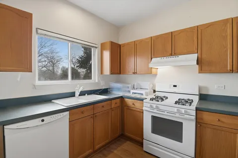 $400,000 | 1338 Quail Court, Antioch, IL 60002