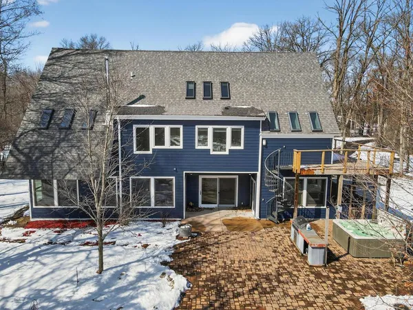 $699,900 | 34290 Lanesboro Court, North Branch, MN 55056