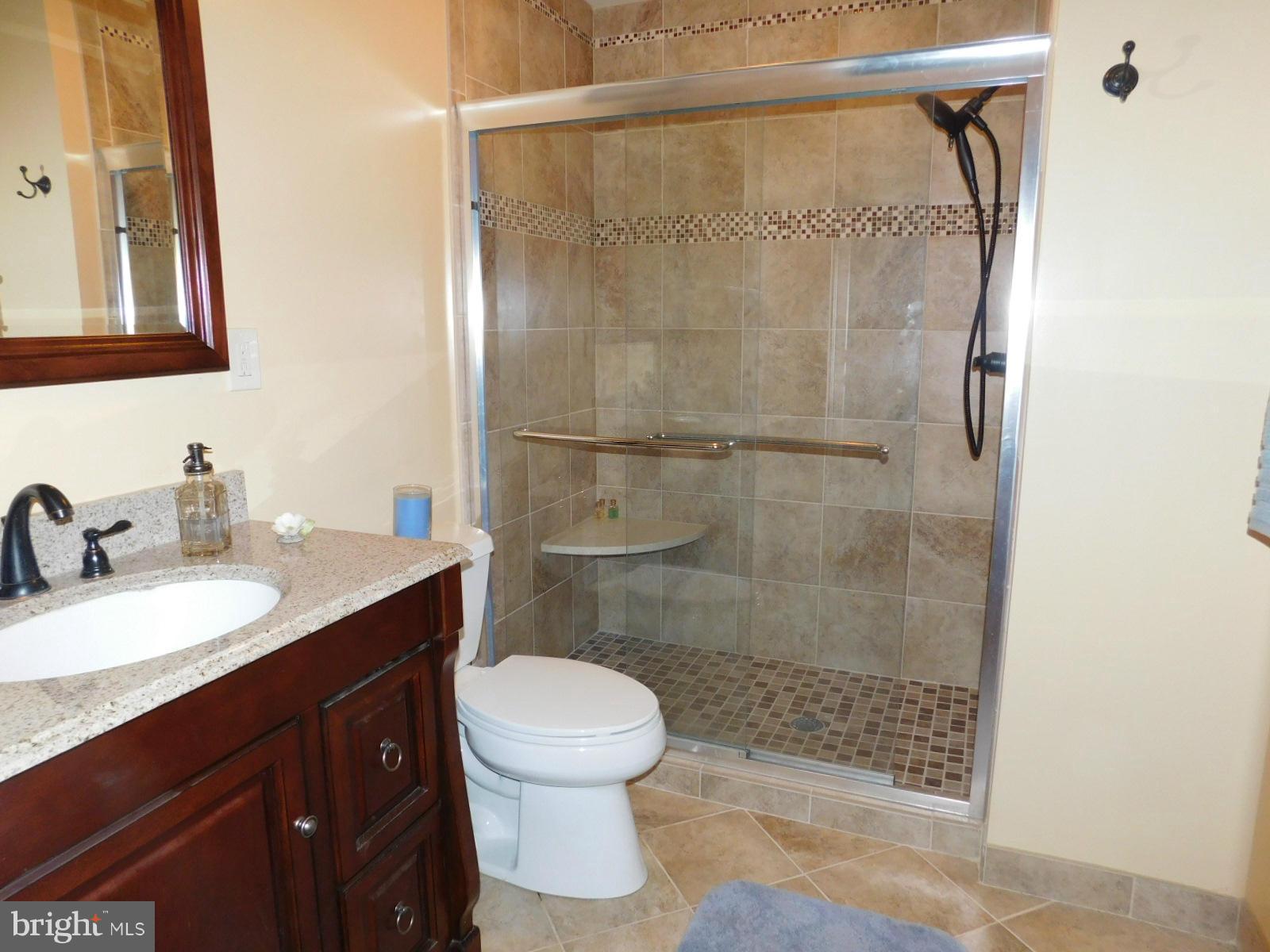 6301 Gormley Place Springfield, VA 22152 - Photo 18 of 21 New Bath