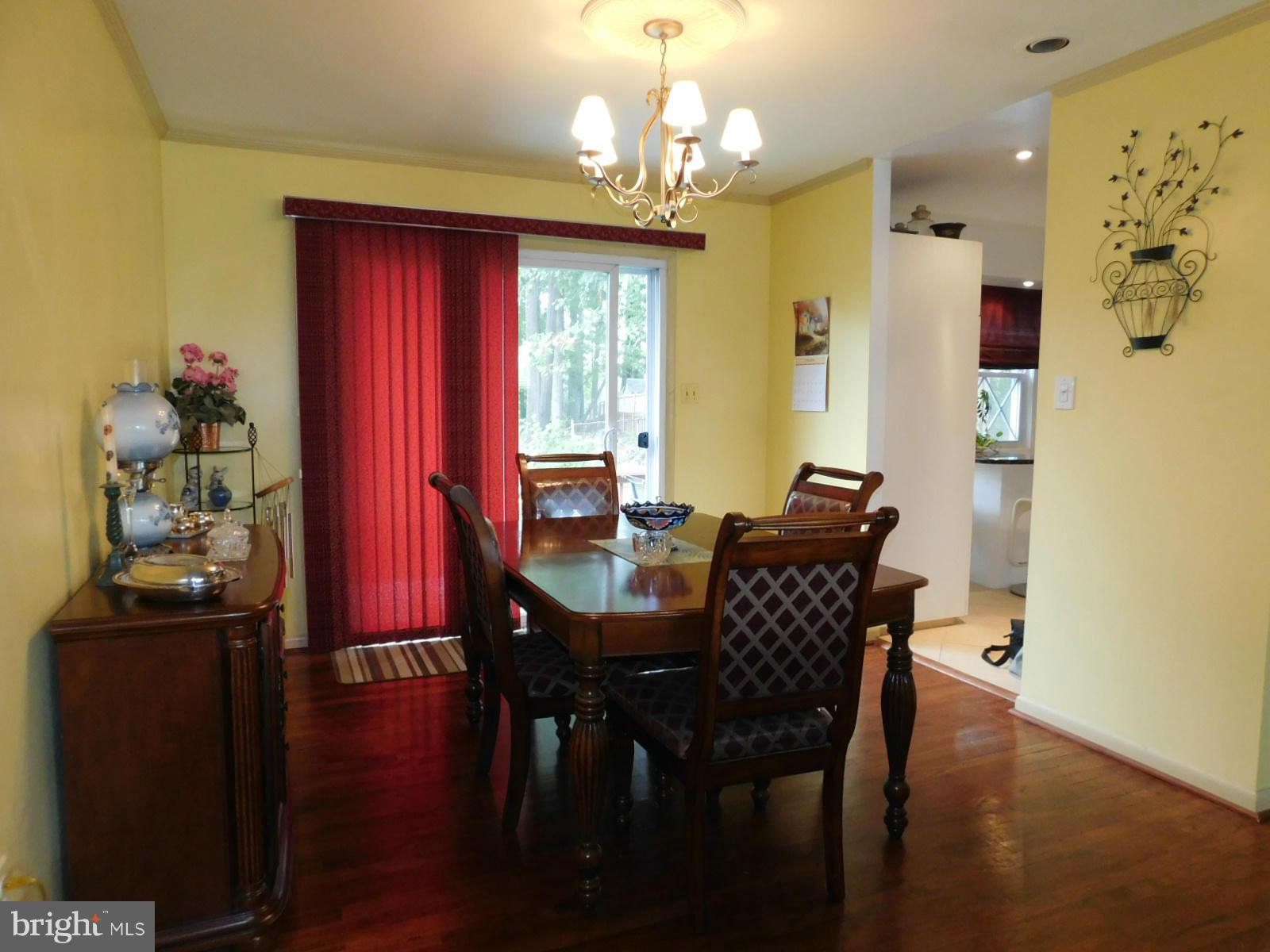 6301 Gormley Place Springfield, VA 22152 - Photo 8 of 21 Dining Room