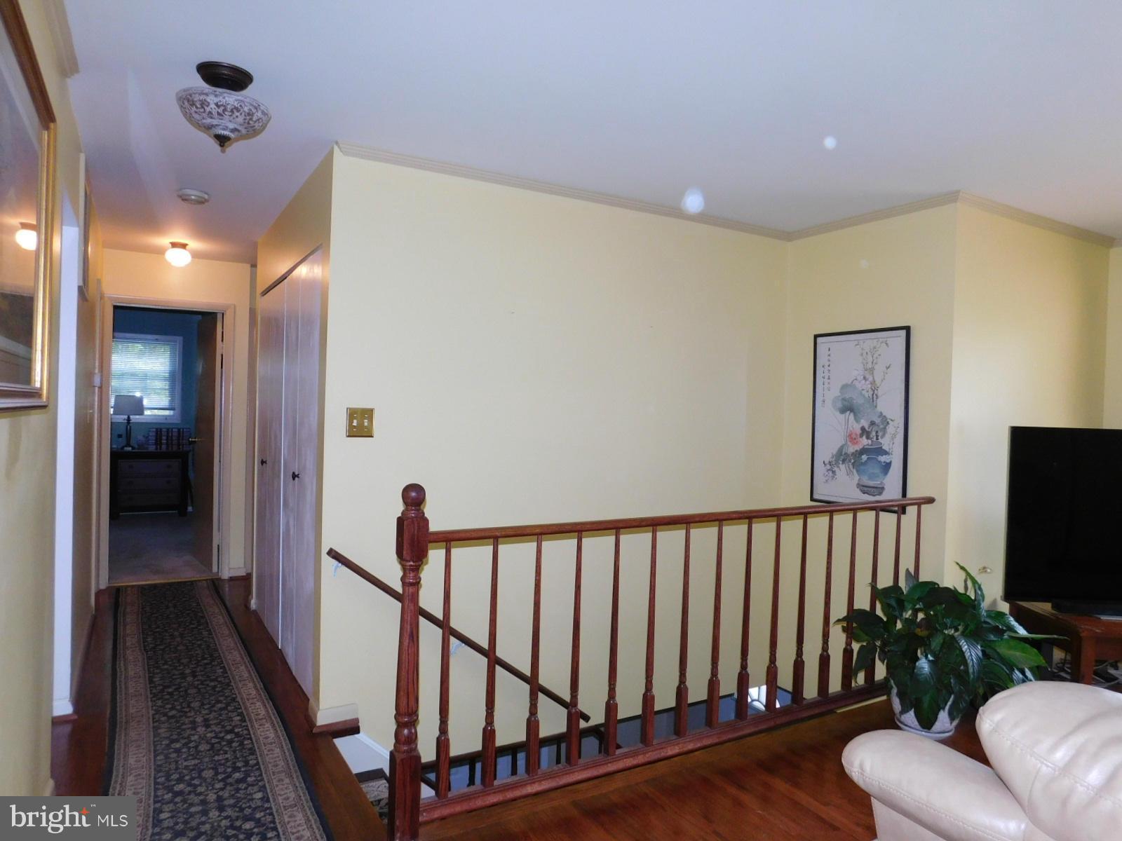 6301 Gormley Place Springfield, VA 22152 - Photo 9 of 21 Interior (General)