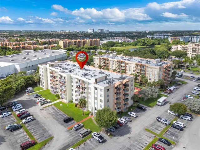 a view of building with outdoor space