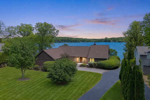 $1,690,000 | 6563 Softshell Drive, Grass Lake, MI 49240