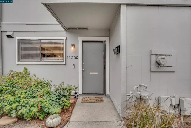 $425,000 | 1120 Kenwal Road, Unit C, Concord, CA 94521