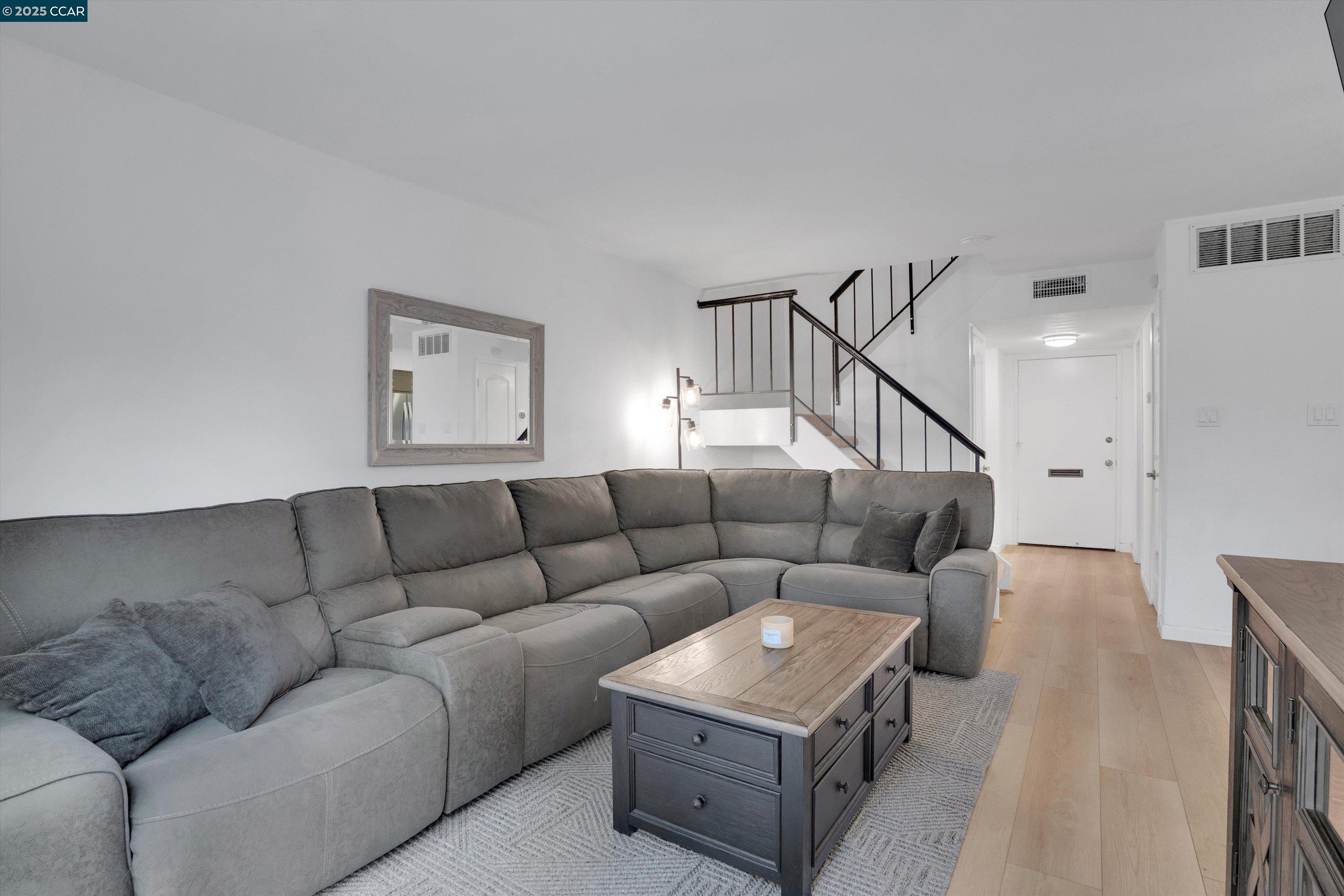 1120 Kenwal Road, Unit C Concord, CA 94521 - Photo 11 of 35