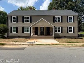 $1,250 | 139 Nelson Street, Unit 204, Kernersville, NC 27284