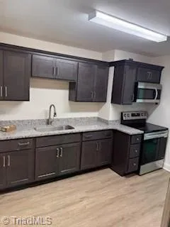 $1,250 | 139 Nelson Street, Unit 204, Kernersville, NC 27284