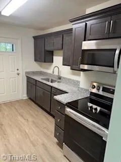 $1,250 | 139 Nelson Street, Unit 204, Kernersville, NC 27284