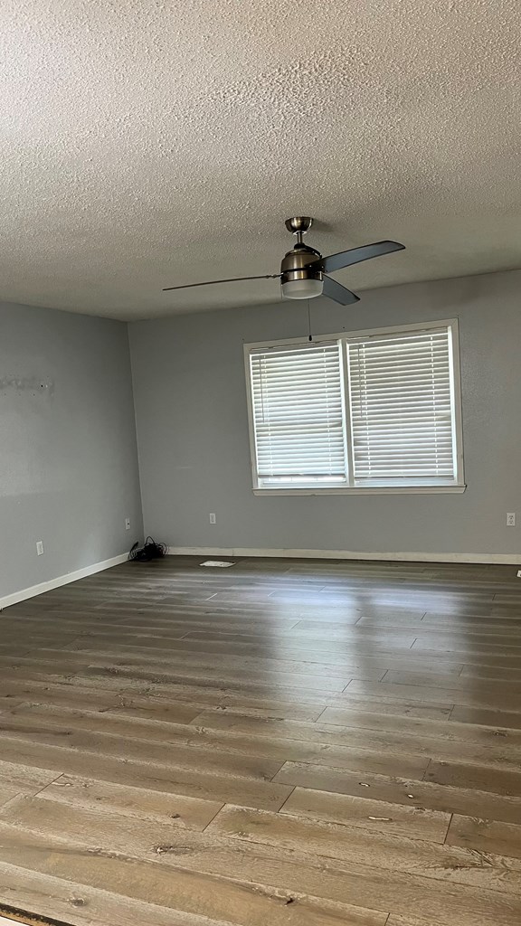 2515 South Riverbend Road Dalton, GA 30721 - Photo 2 of 19 Gallery Image 2